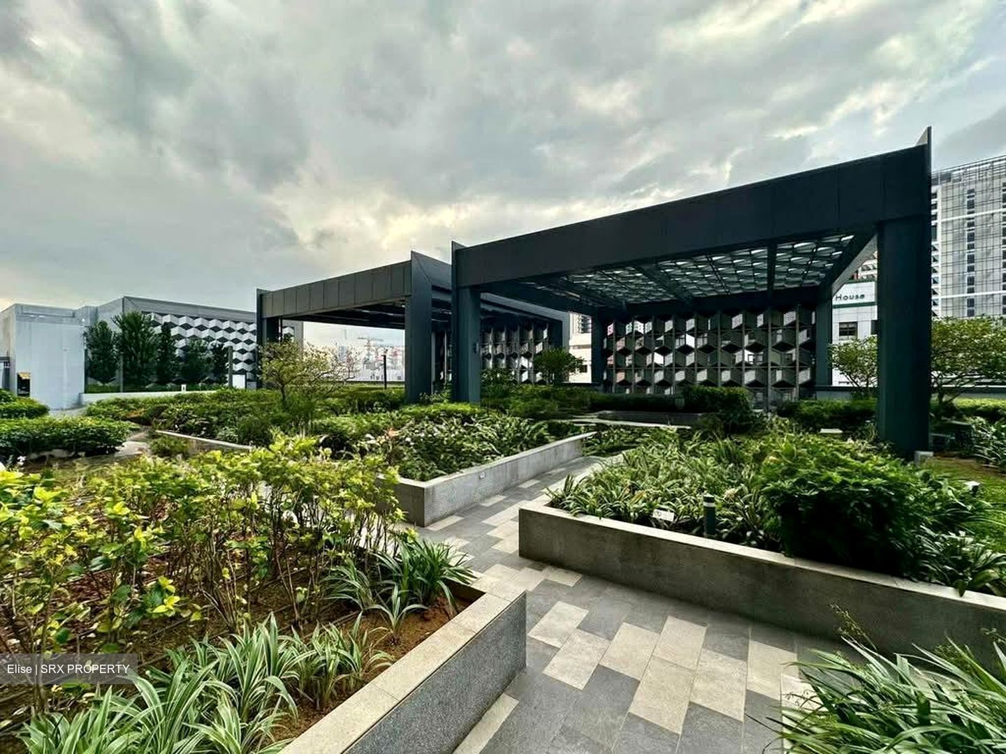 Centrium Square (D8), Office #601907441